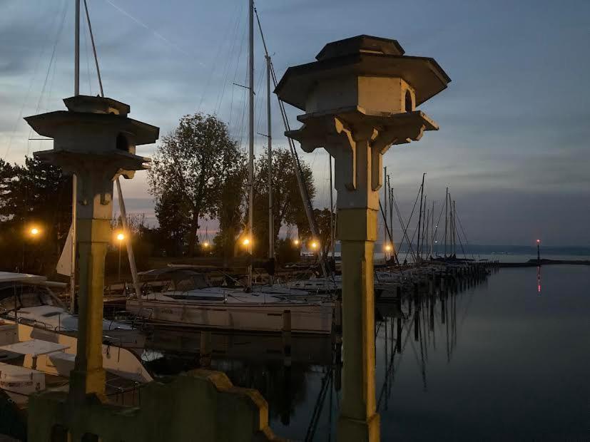 Ferienwohnung Zawia Apartman Balatonföldvár Exterior foto
